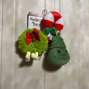 Smoochy Pet Pals ~ Christmas Toy Set Of 3 ~ Squeaky/Crinkle  Very Cute And Solf